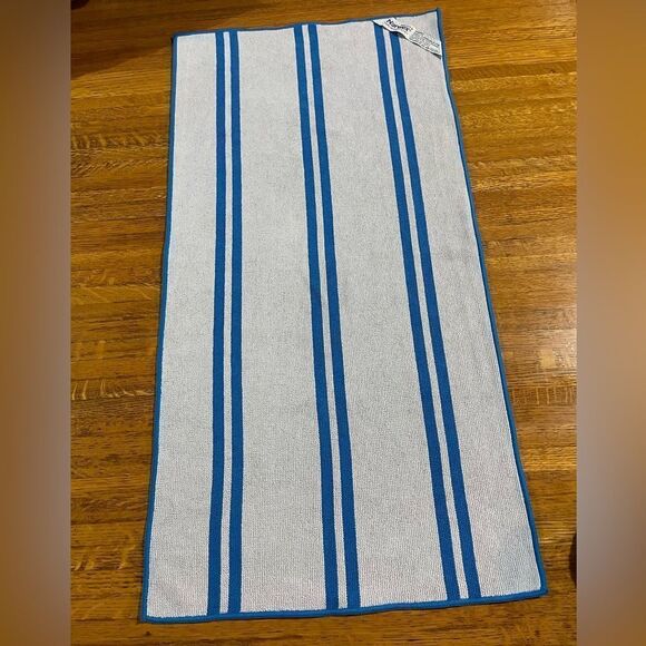 Norwex Deluxe Hand Towel LE Marine Stripe NWOT - Picture 3 of 8
